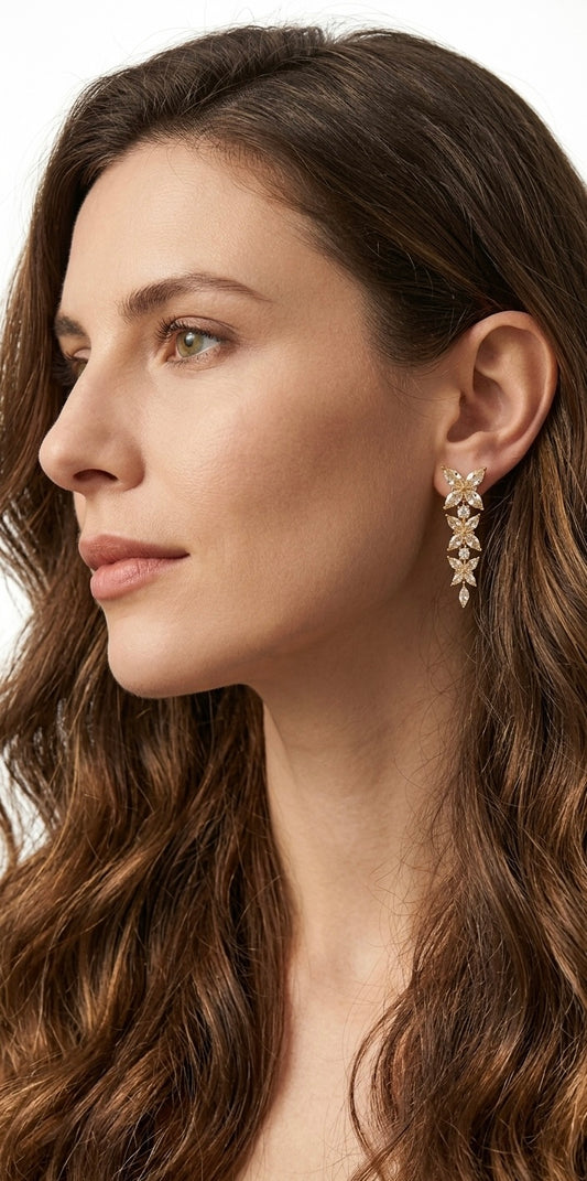 Boucles d'Oreilles Pendantes Papillons Célestes– Plaqué Or