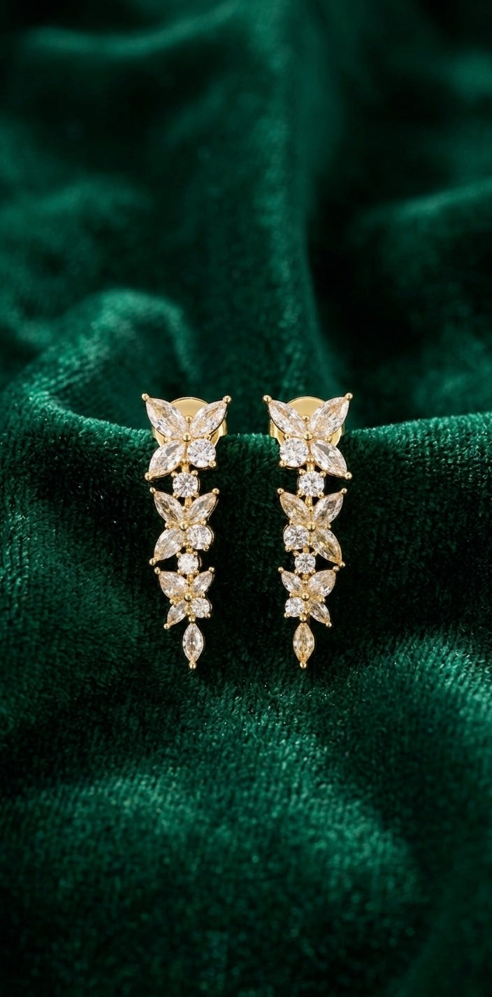 Boucles d'Oreilles Pendantes Papillons Célestes– Plaqué Or